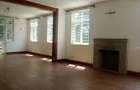 6 Bed House at Rosslyn Lone Tree - 9