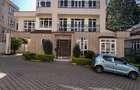 5 Bed Townhouse with En Suite at Lavington - 13