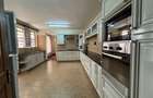 5 Bed Townhouse with En Suite in Lavington - 4