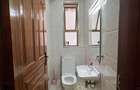 1 Bed Apartment with En Suite at Othaya Road - 4