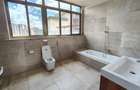 4 Bed Apartment with En Suite in Westlands Area - 15