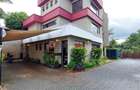 5 Bed Townhouse with En Suite in Lavington - 1