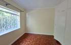 4 Bed House with En Suite at Rosslyn - 18
