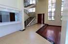 5 Bed Townhouse with En Suite in Lavington - 2
