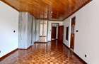 4 Bed Townhouse with En Suite at Lavington - 12