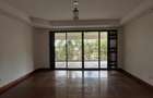 5 Bed Townhouse with En Suite in Lavington - 9