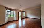 4 Bed Townhouse with En Suite in Lavington - 6