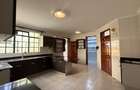 5 Bed Townhouse with En Suite in Lavington - 11