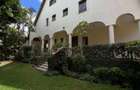 4 Bed Townhouse with En Suite in Lavington - 18