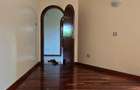 5 Bed Townhouse with En Suite at Lavington Off Convent - 7
