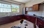 4 Bed Townhouse with En Suite at Brookside Drive. - 16