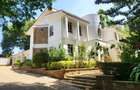 5 Bed House with En Suite in Nyari - 1