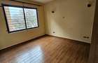 3 Bed Apartment with En Suite at Lavington - 16