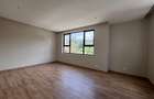 5 Bed Townhouse with En Suite at Manyani Cl - 11