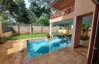 5 Bed Townhouse with En Suite at Lavington - 4