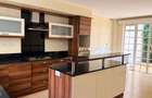 5 Bed House with En Suite in Spring Valley - 16