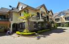 5 Bed Townhouse with En Suite at Lavington Road - 4