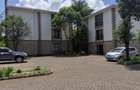 3 Bed Apartment with En Suite at Dennis Pritt Road - 16