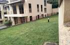 5 Bed Townhouse with En Suite in Lavington - 4