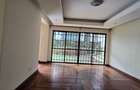 5 Bed Townhouse with En Suite at Lavington Convent Drive - 15
