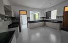 3 Bed Apartment with En Suite in Nyali Area - 8