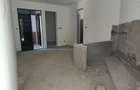 Serviced 1 Bed Apartment with En Suite at Serena Road - 9