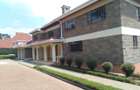 5 Bed Townhouse with En Suite in Runda - 1
