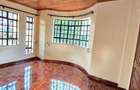 5 Bed Townhouse with En Suite in Lavington - 14