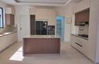 5 Bed Townhouse with En Suite in Lavington - 20