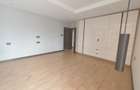 5 Bed House with En Suite in Runda - 7