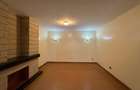 5 Bed Villa with En Suite at Lavington - 10