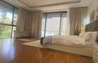 Furnished 4 Bed Apartment with En Suite in Spring Valley - 16