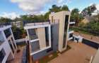 5 Bed Townhouse with En Suite in Lavington - 2