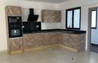 1 Bed Apartment with En Suite in Westlands Area - 2