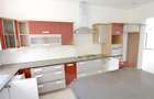 3 Bed Apartment with En Suite at Riverside Drive - 6