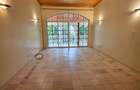 4 Bed House with En Suite in Spring Valley - 13