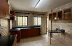 3 Bed Apartment with En Suite at Hatheru Road - 6