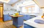 7 Bed House with Swimming Pool in Loresho - 3