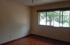 5 Bed House with En Suite at Lavington - 10