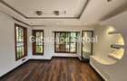 5 Bed House with En Suite in Loresho - 3