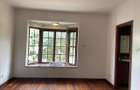 4 Bed Townhouse with En Suite in Spring Valley - 5