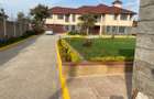5 Bed House with En Suite at Runda - 1