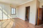 5 Bed Townhouse with En Suite at Lavington Green - 16