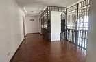 5 Bed Townhouse with En Suite in Runda - 12
