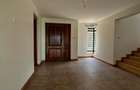 5 Bed Townhouse with En Suite in Runda - 11