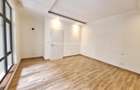 3 Bed Apartment with En Suite at Riverside Drive - 10