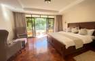 Furnished 3 Bed Apartment with En Suite in Riverside - 11