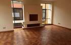 5 Bed Townhouse with En Suite in Lavington - 7