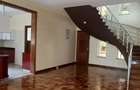 5 Bed Townhouse with En Suite in Lavington - 4