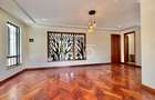 6 Bed Villa with En Suite in Loresho - 15